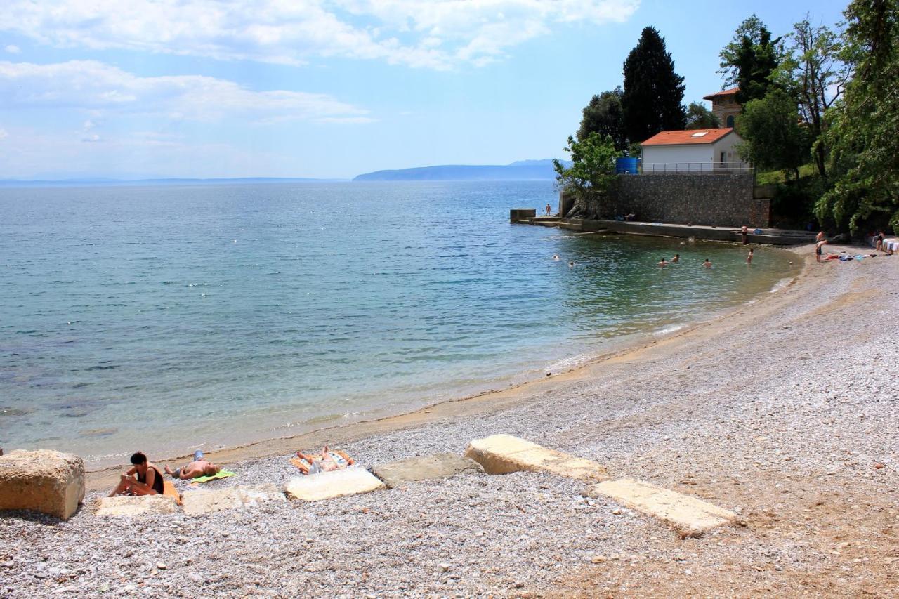 Family Friendly Apartments With A Swimming Pool Lovran, Opatija - 14178 Экстерьер фото