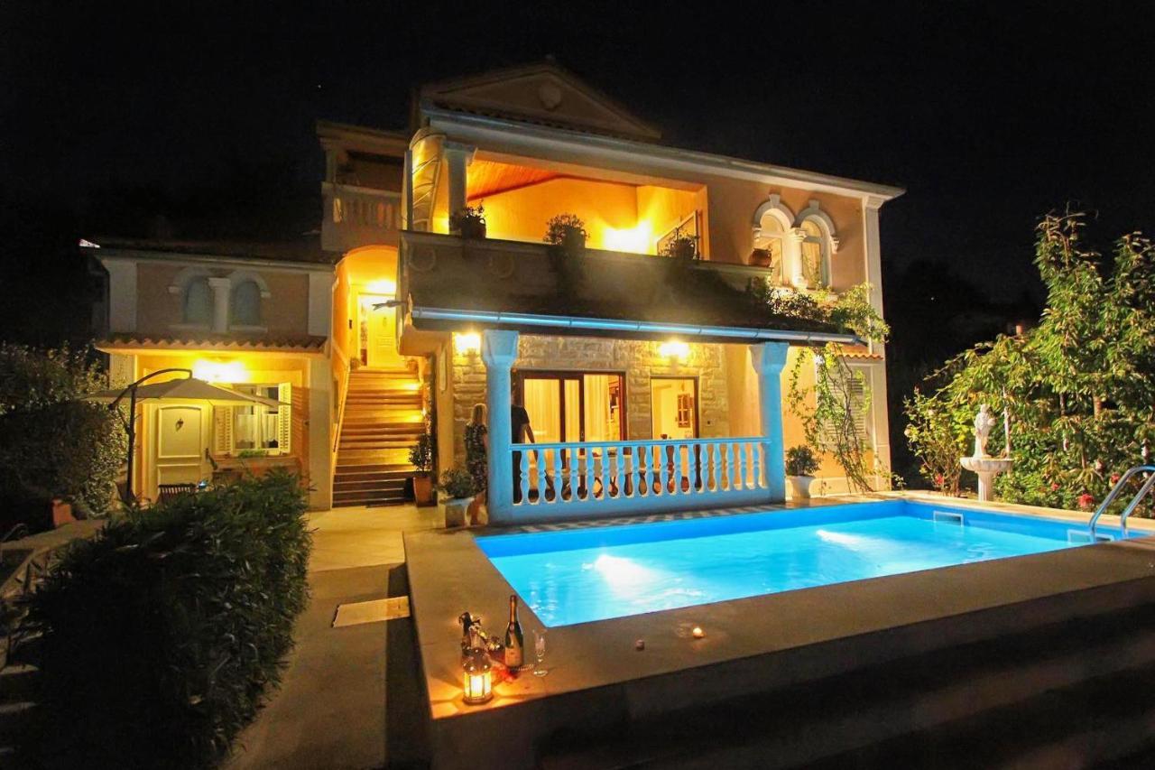 Family Friendly Apartments With A Swimming Pool Lovran, Opatija - 14178 Экстерьер фото
