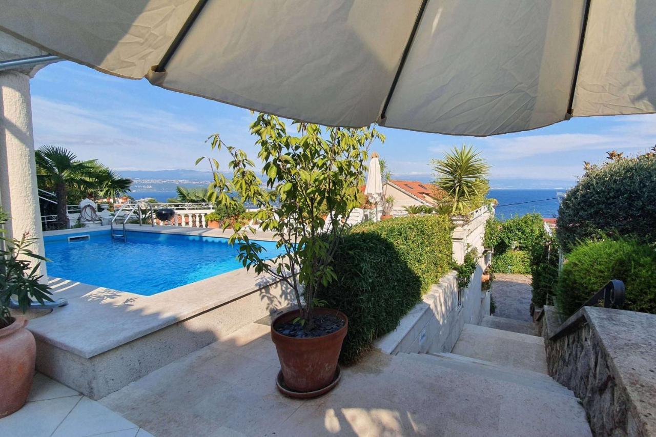 Family Friendly Apartments With A Swimming Pool Lovran, Opatija - 14178 Экстерьер фото