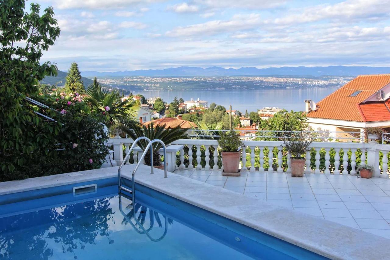 Family Friendly Apartments With A Swimming Pool Lovran, Opatija - 14178 Экстерьер фото