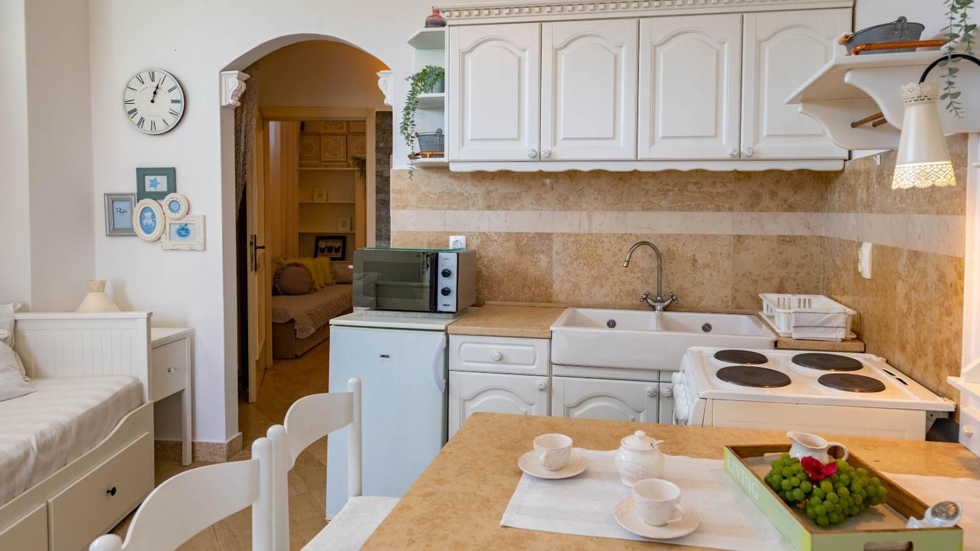 Family Friendly Apartments With A Swimming Pool Lovran, Opatija - 14178 Номер фото